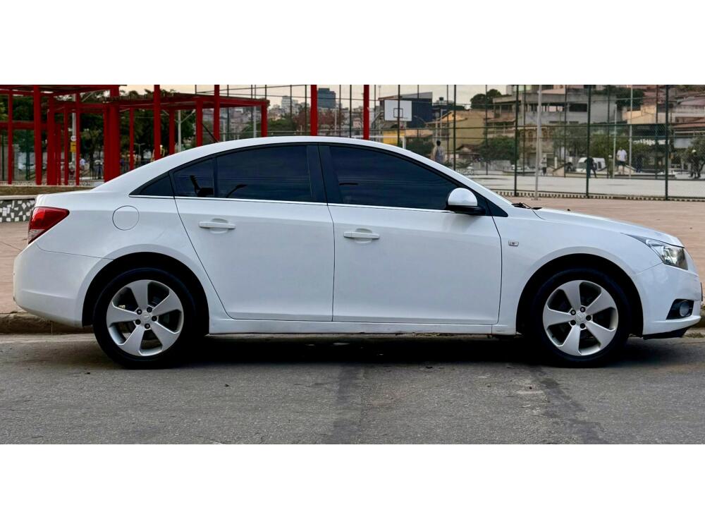 Chevrolet Cruze Sedan