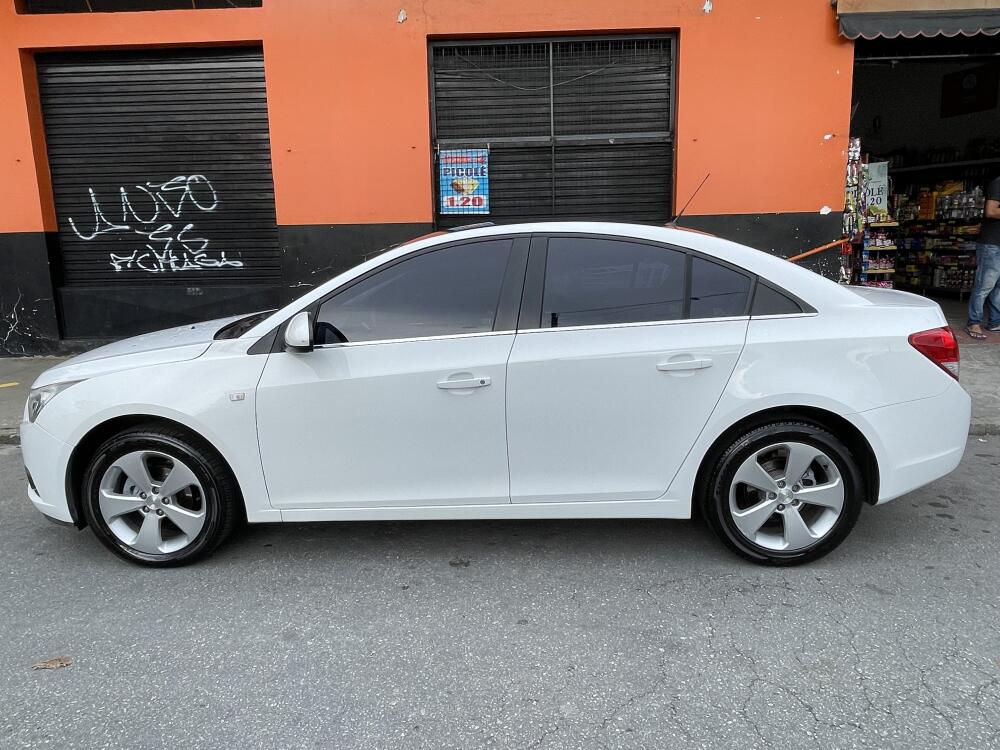 Chevrolet Cruze Sedan