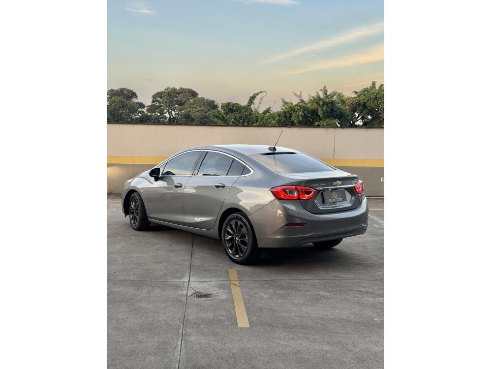 Chevrolet Cruze Sedan