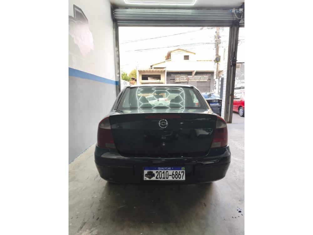 Chevrolet Corsa Sedan