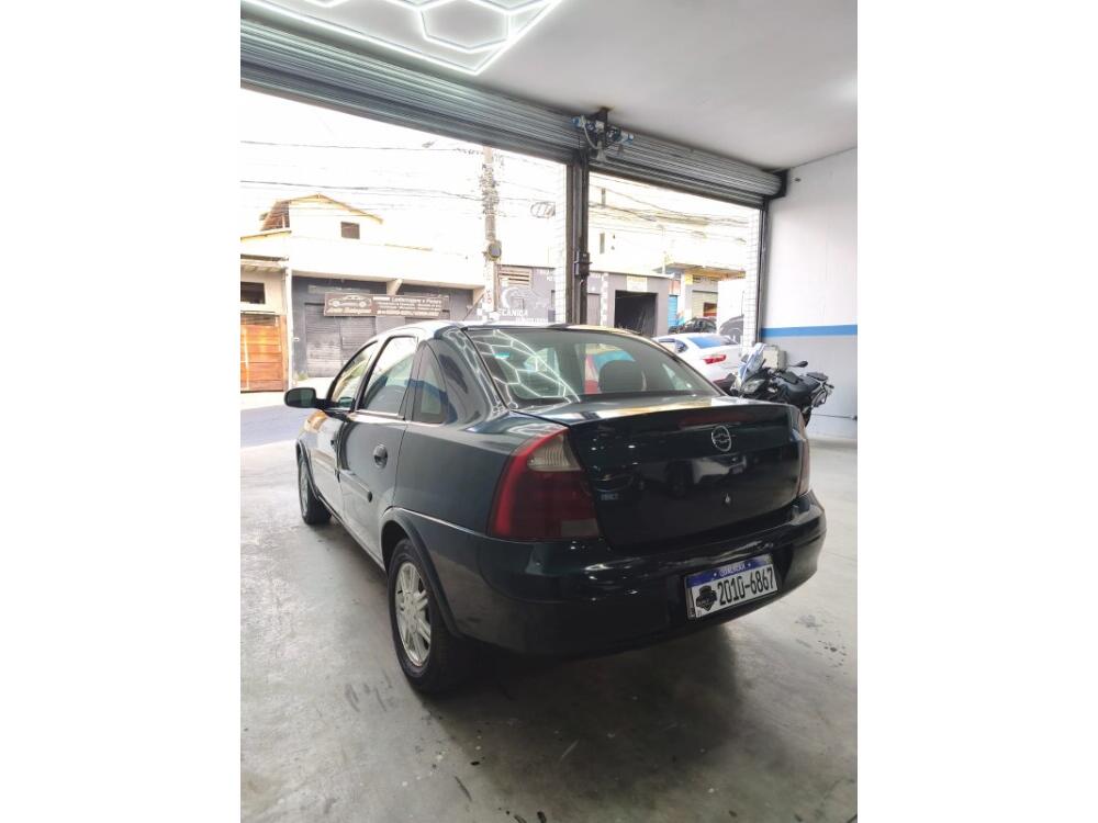 Chevrolet Corsa Sedan
