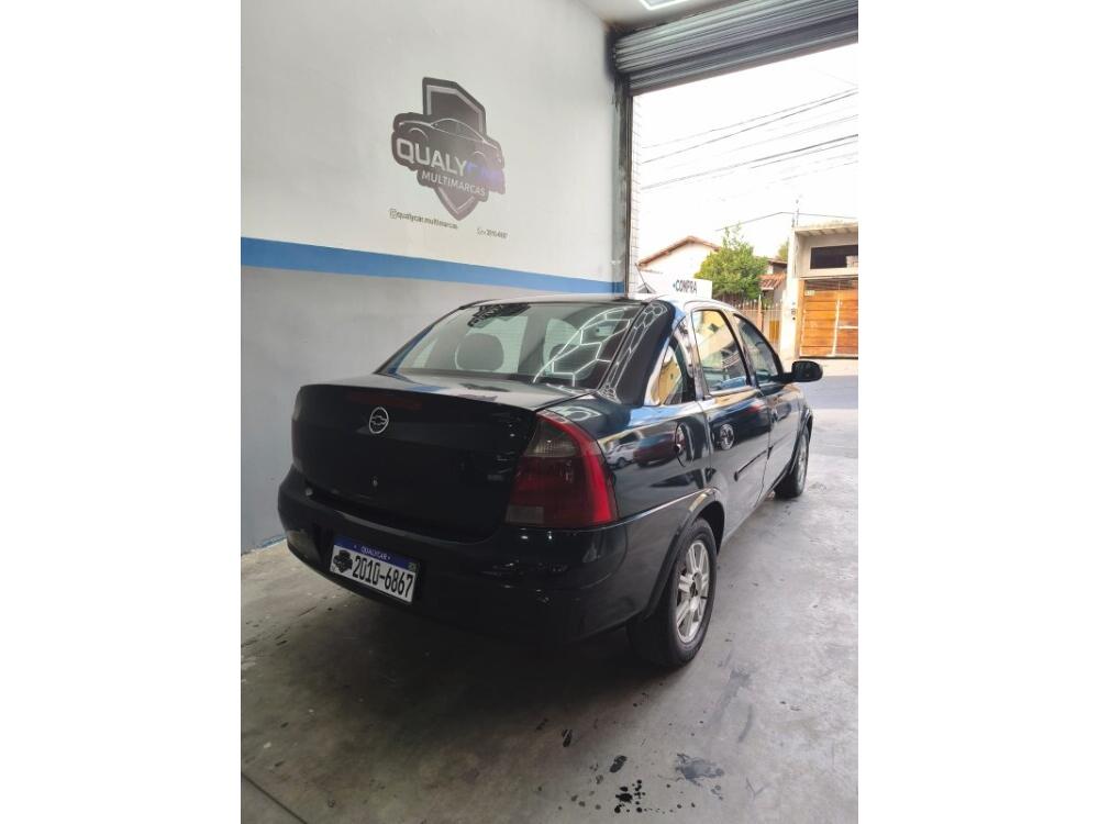 Chevrolet Corsa Sedan