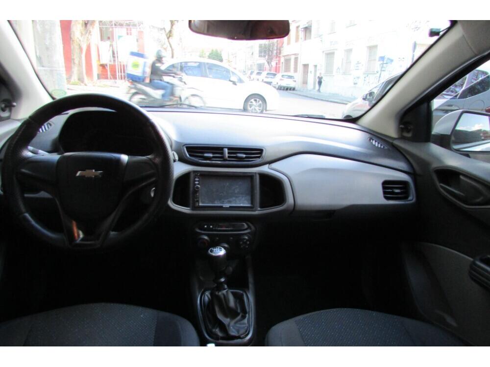 Chevrolet Onix Hatch