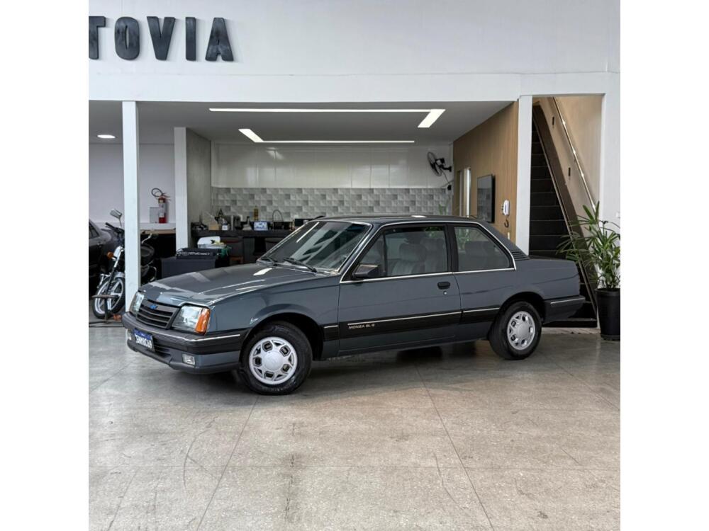 Chevrolet Monza Sedan