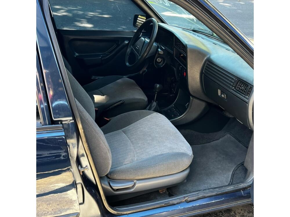 Chevrolet Monza Sedan