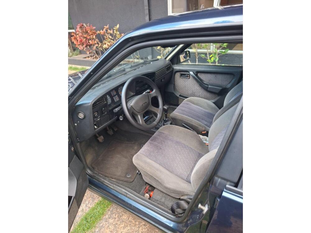 Chevrolet Monza Sedan