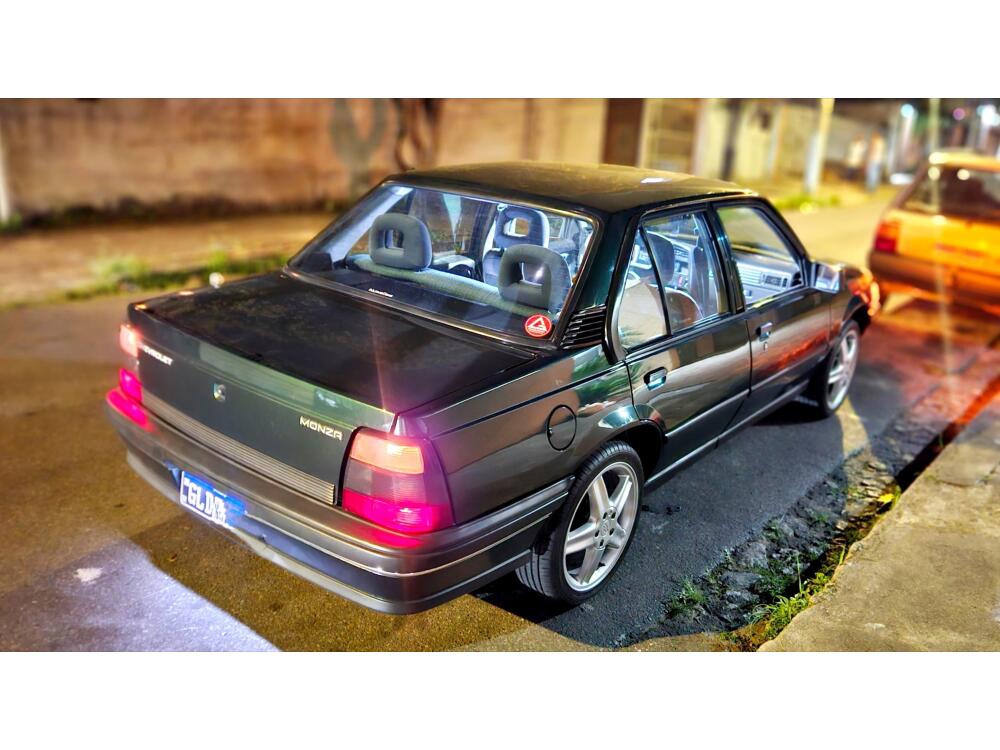 Chevrolet Monza Sedan