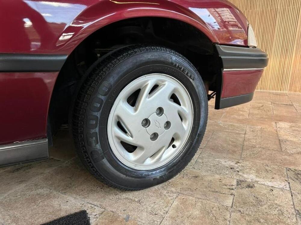 Chevrolet Monza Sedan