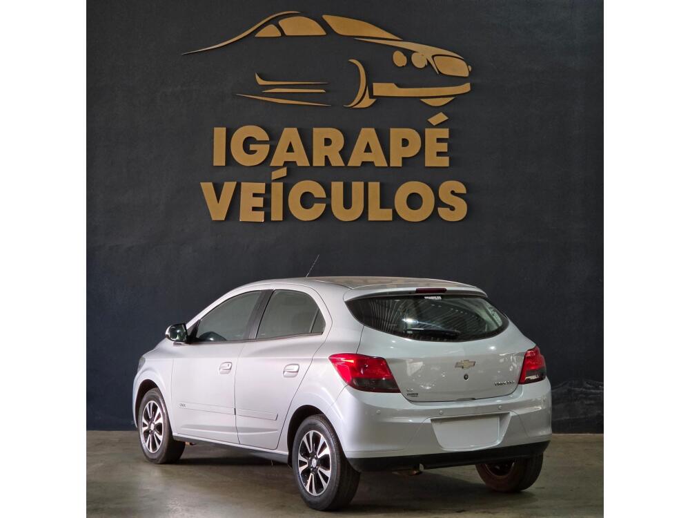 Chevrolet Onix Hatch