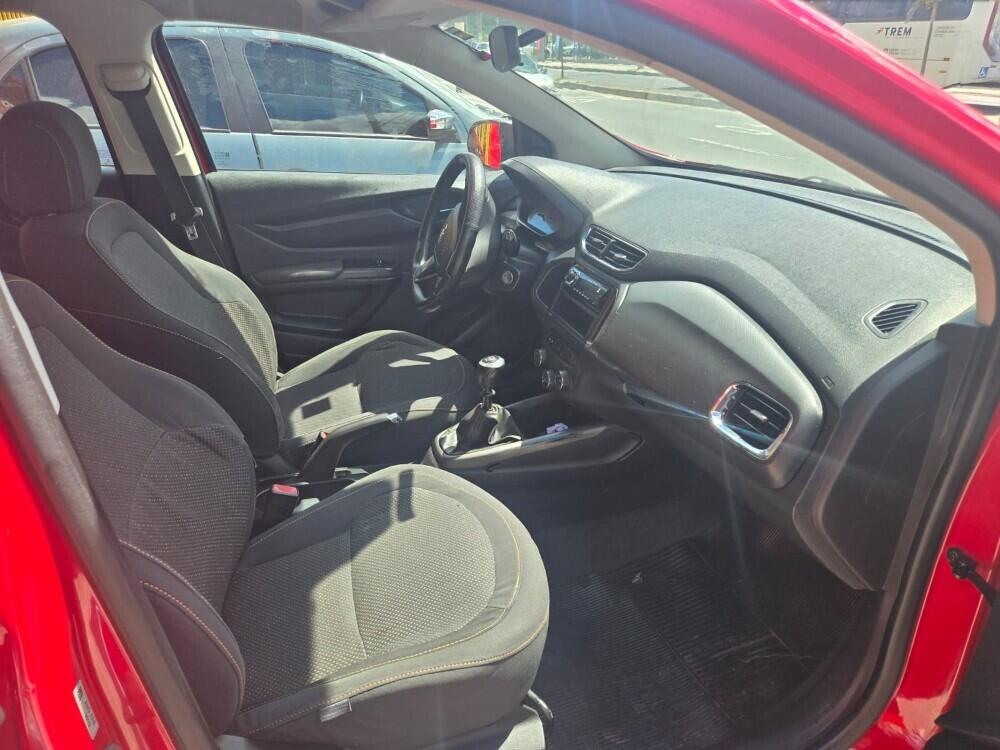 Chevrolet Onix Hatch