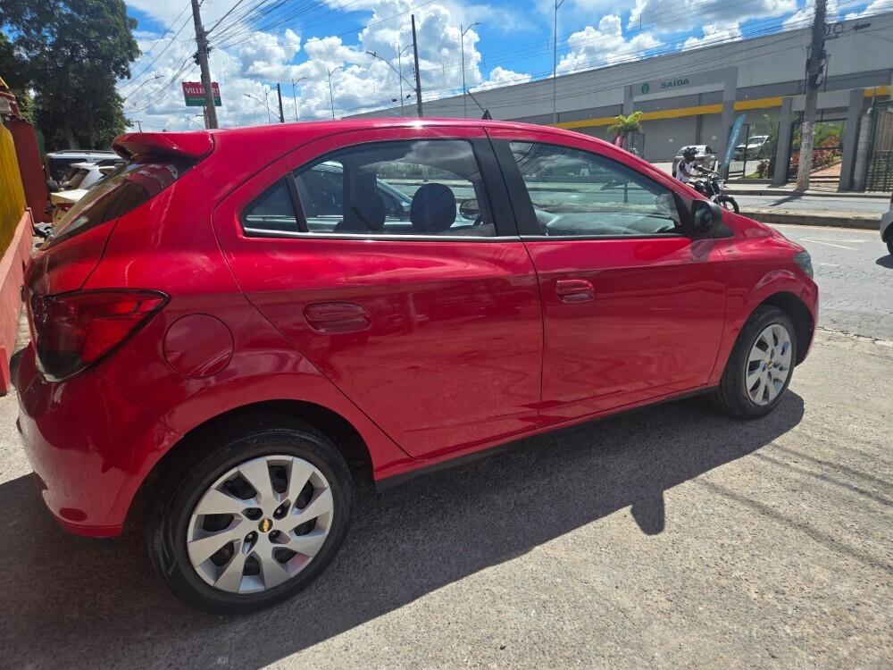 Chevrolet Onix Hatch