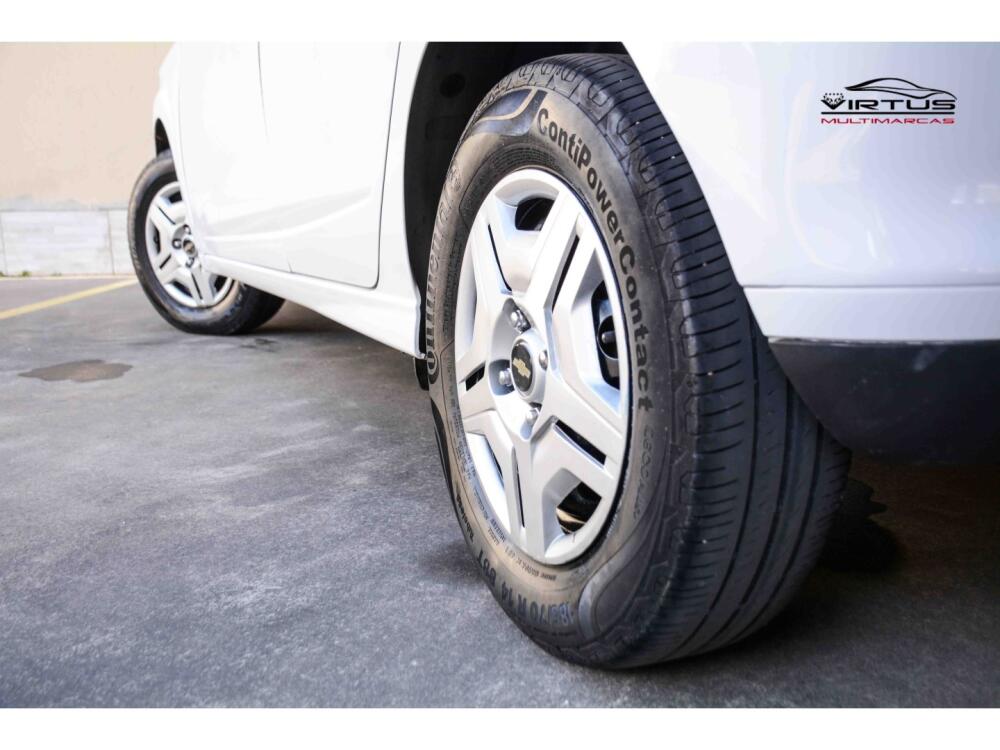 Chevrolet Onix Hatch
