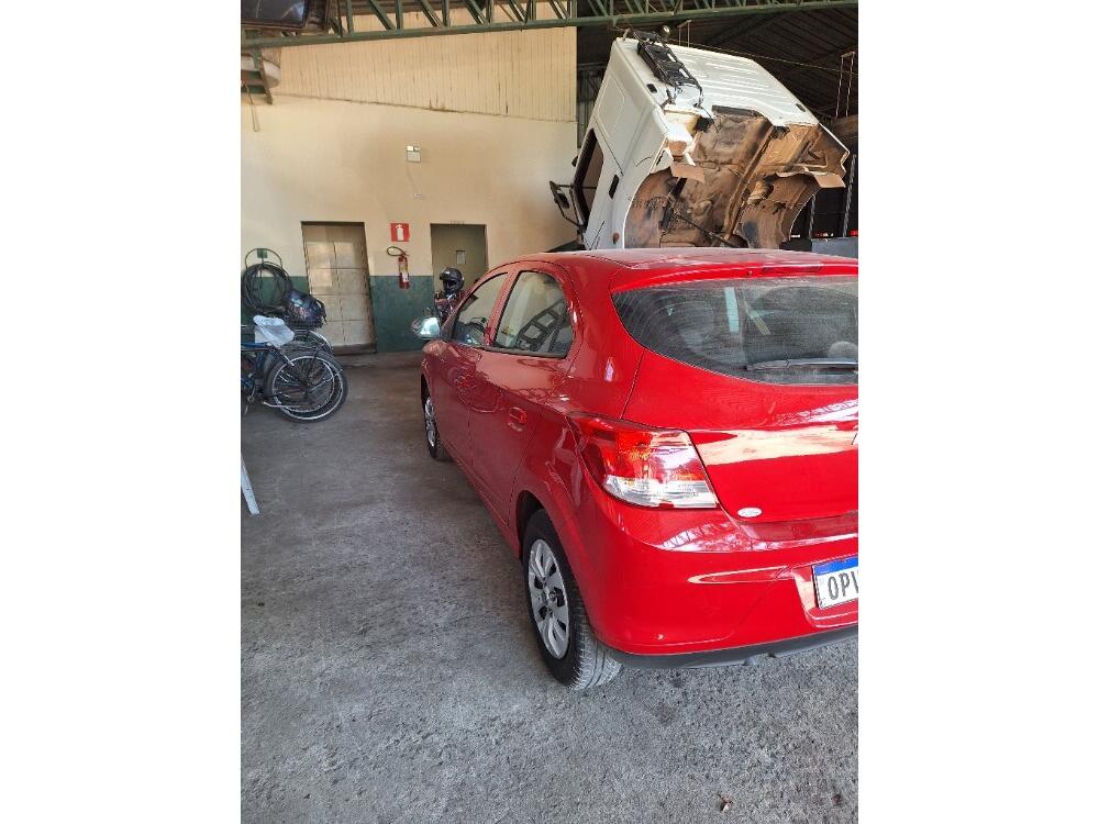 Chevrolet Onix Hatch