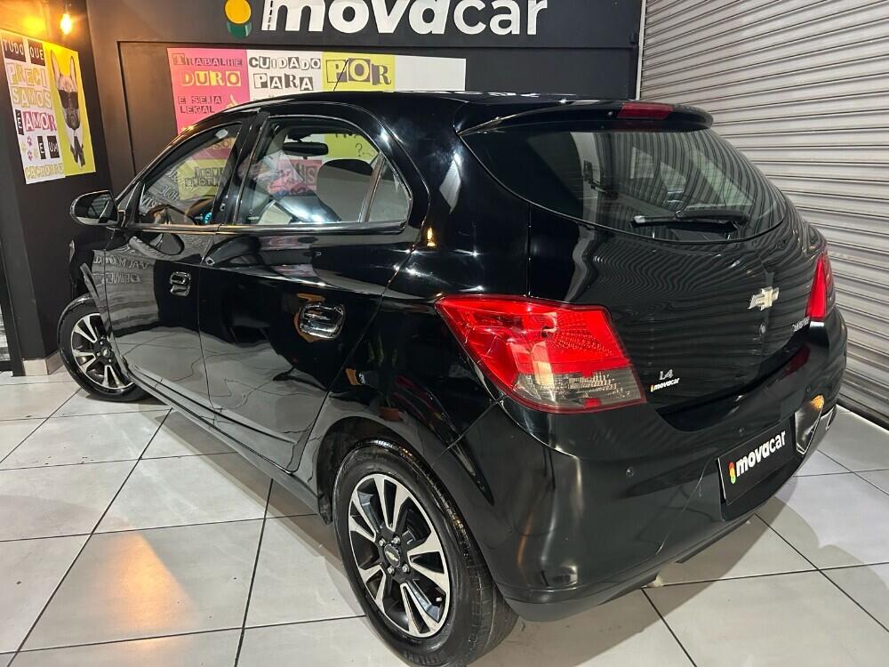 Chevrolet Onix Hatch