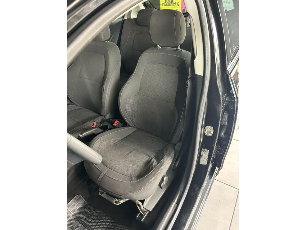 Chevrolet Onix Hatch