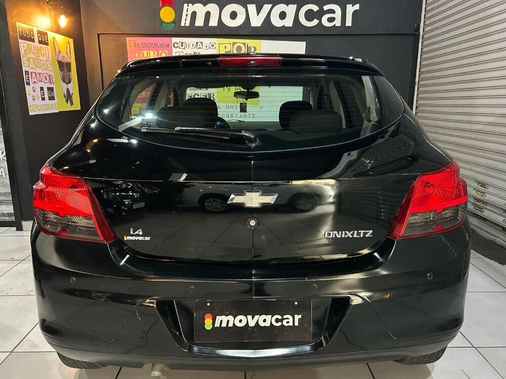 Chevrolet Onix Hatch