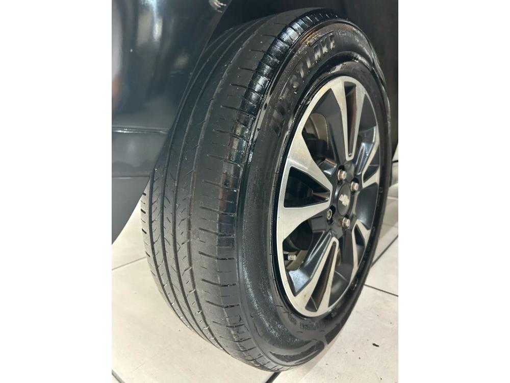Chevrolet Onix Hatch