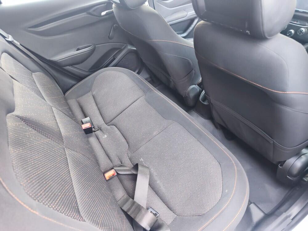 Chevrolet Onix Hatch