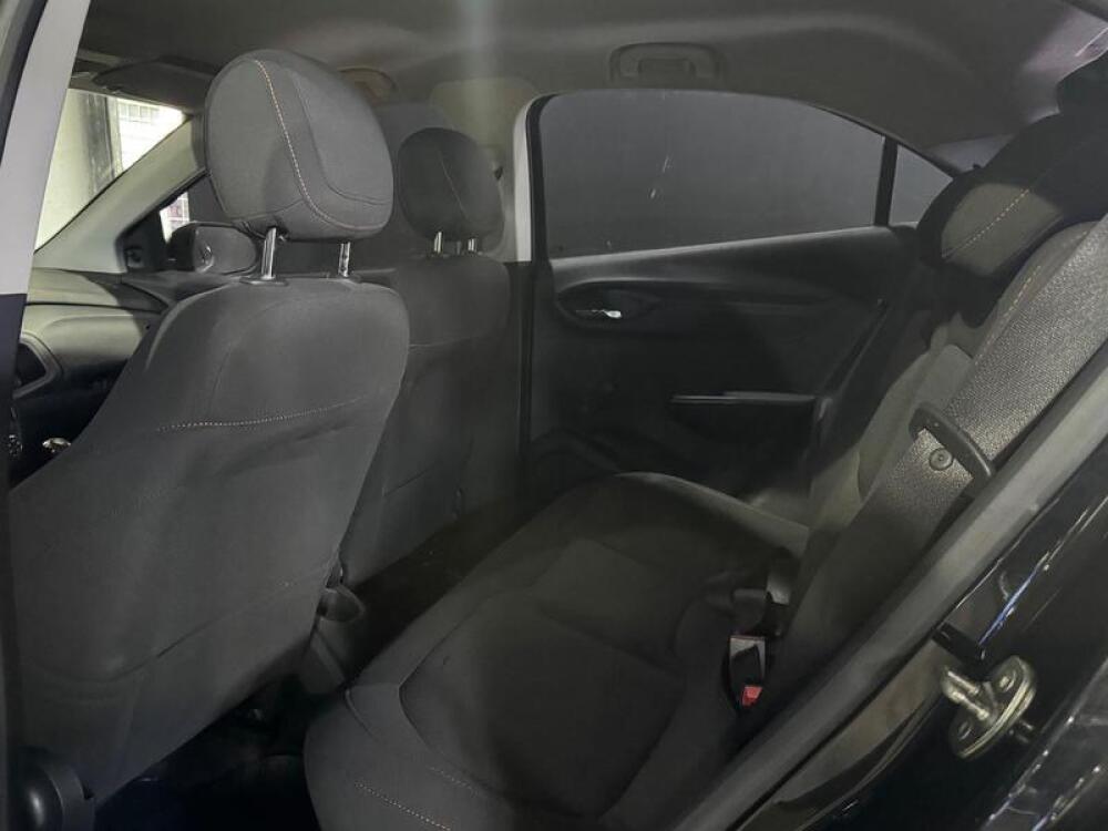Chevrolet Onix Hatch