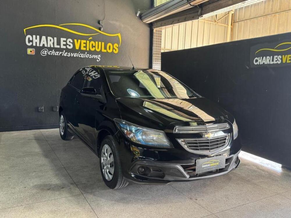Chevrolet Onix Hatch