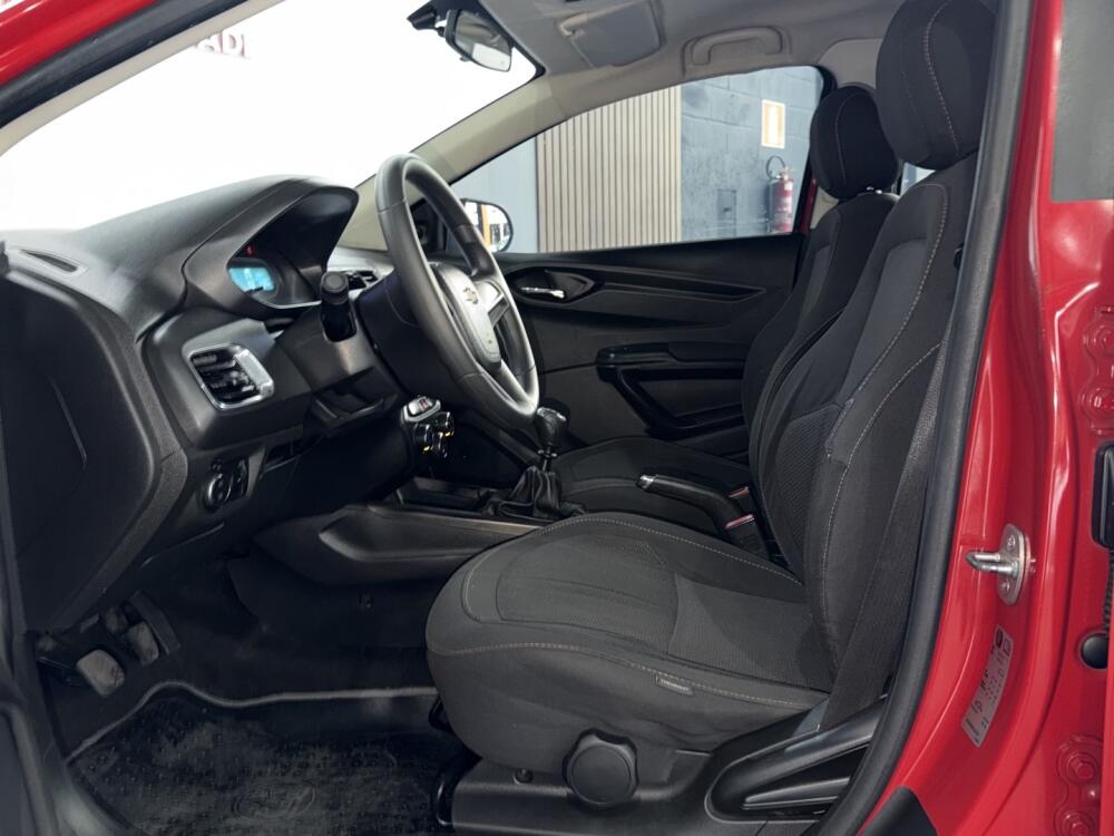 Chevrolet Onix Hatch