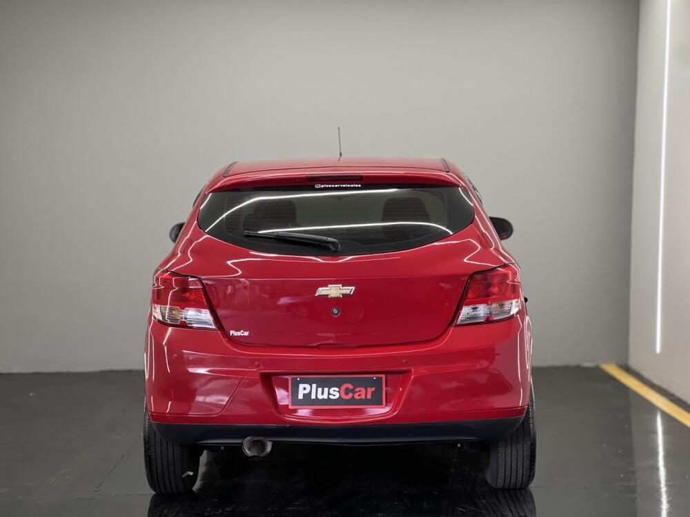 Chevrolet Onix Hatch