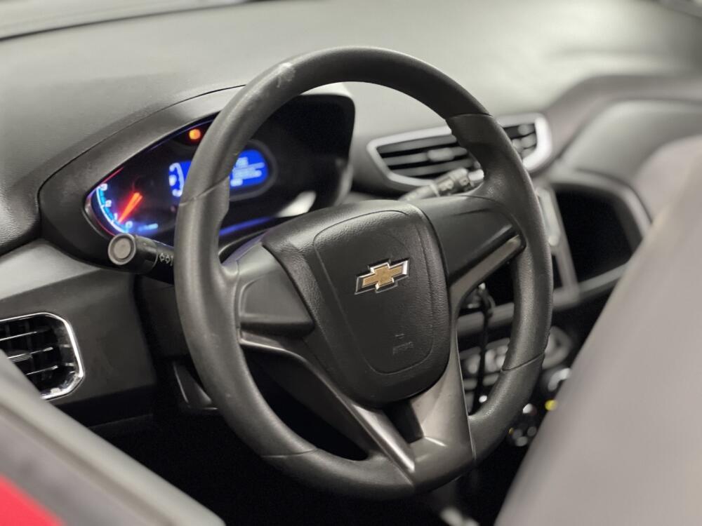 Chevrolet Onix Hatch