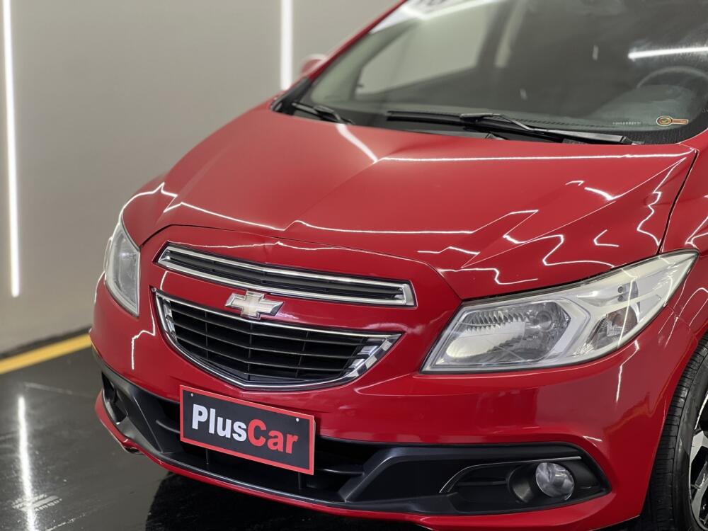 Chevrolet Onix Hatch