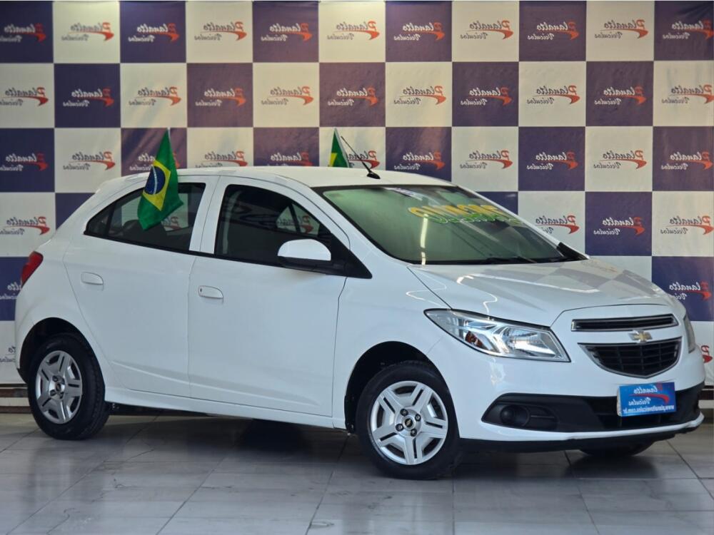 Chevrolet Onix Hatch