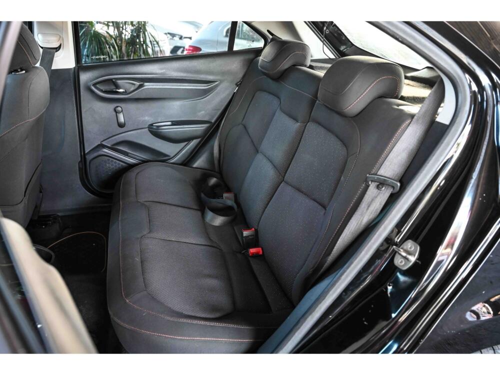 Chevrolet Onix Hatch