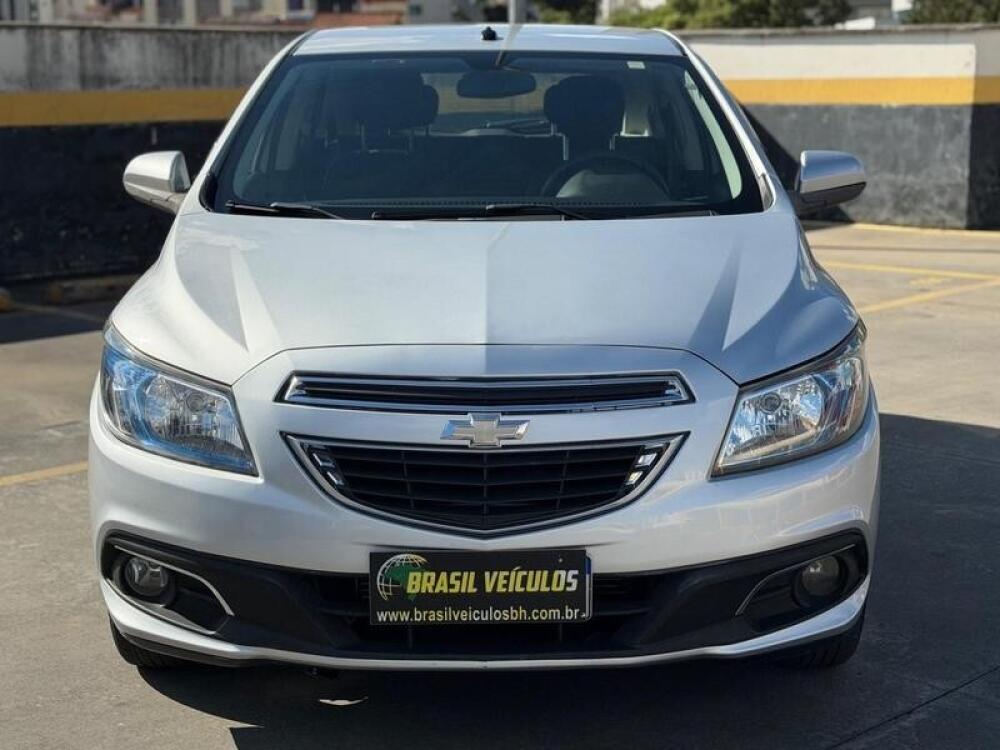 Chevrolet Onix Hatch