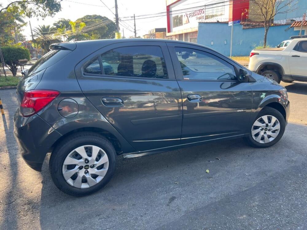 Chevrolet Onix Hatch