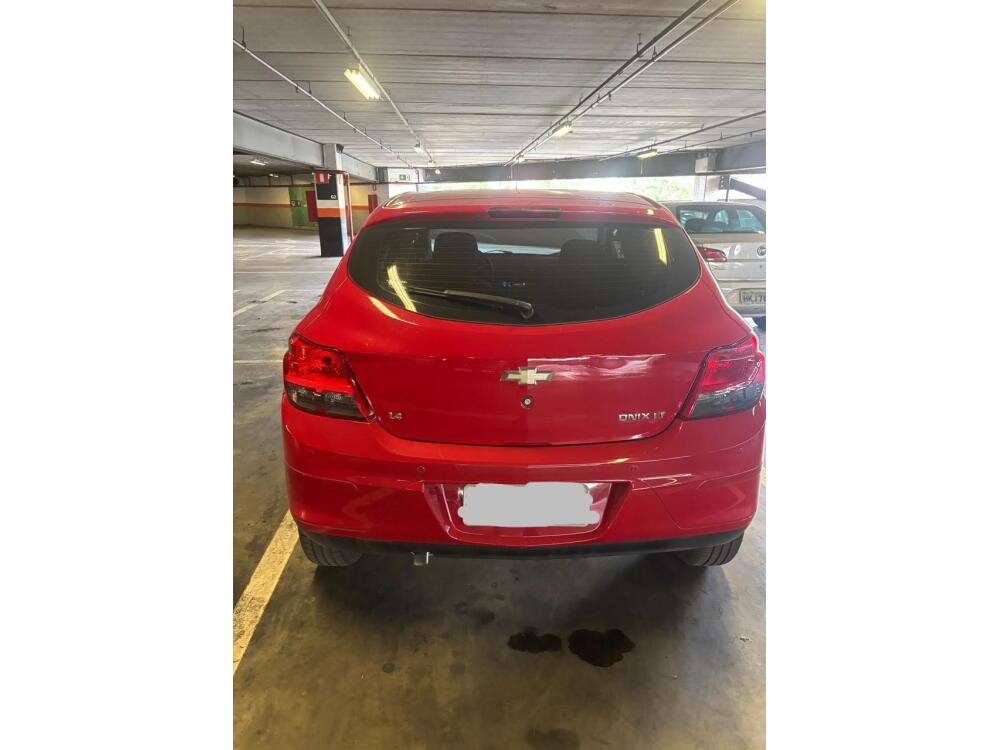Chevrolet Onix Hatch