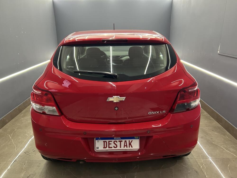 Chevrolet Onix Hatch