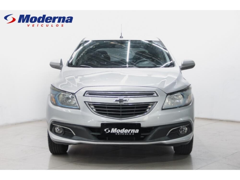 Chevrolet Onix Hatch