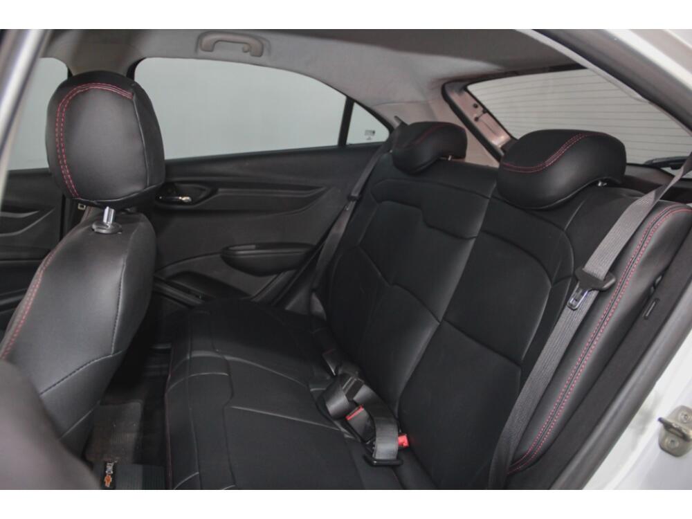 Chevrolet Onix Hatch