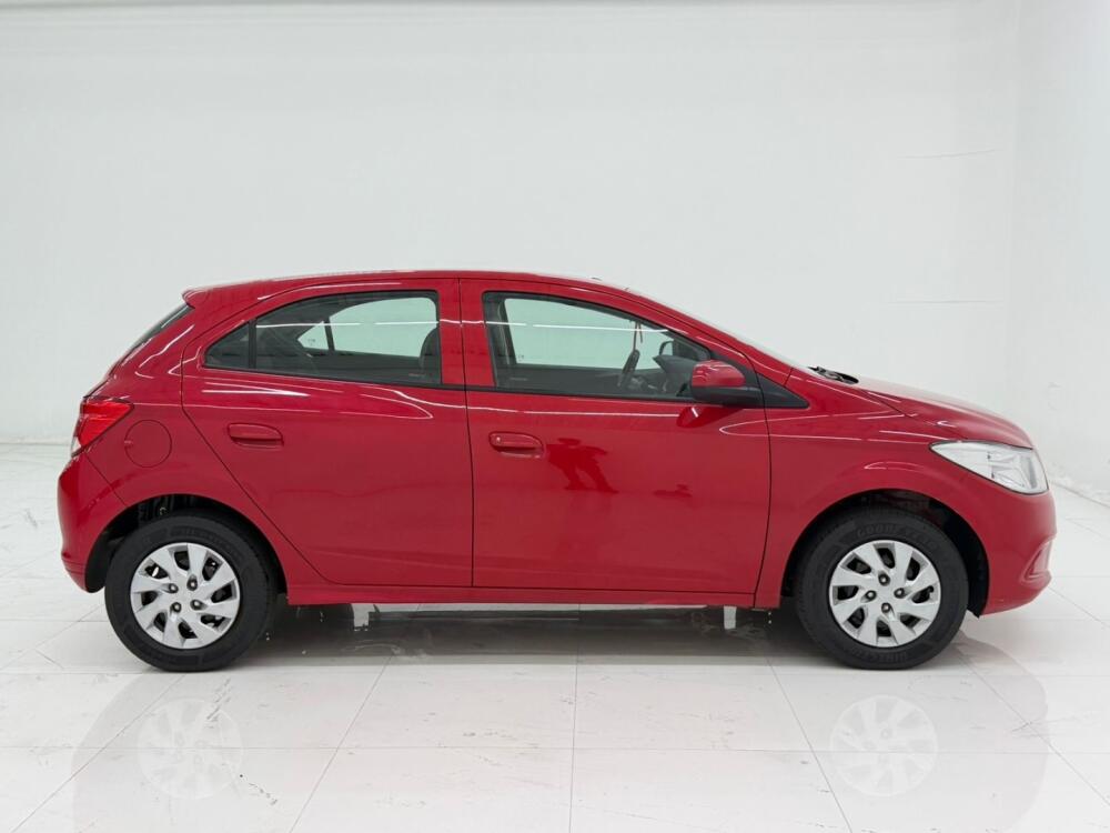 Chevrolet Onix Hatch