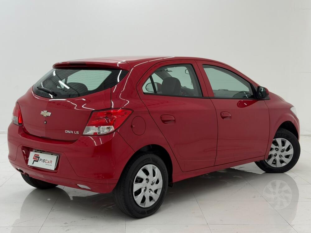 Chevrolet Onix Hatch