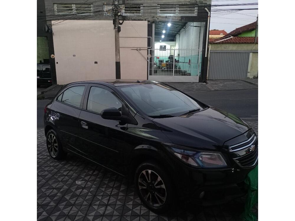 Chevrolet Onix Hatch