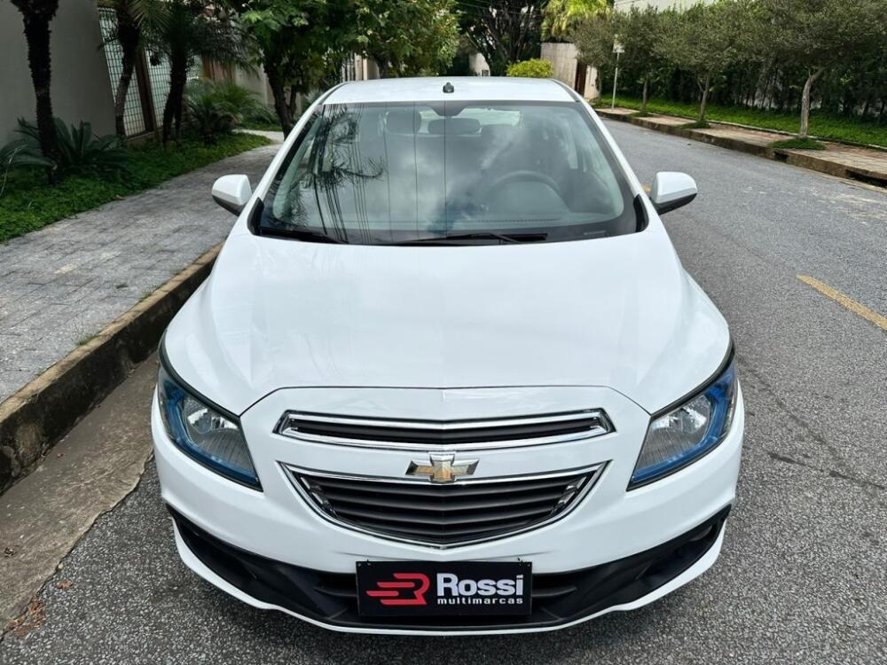 Chevrolet Onix Hatch