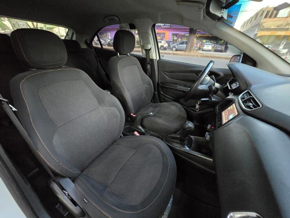 Chevrolet Onix Hatch