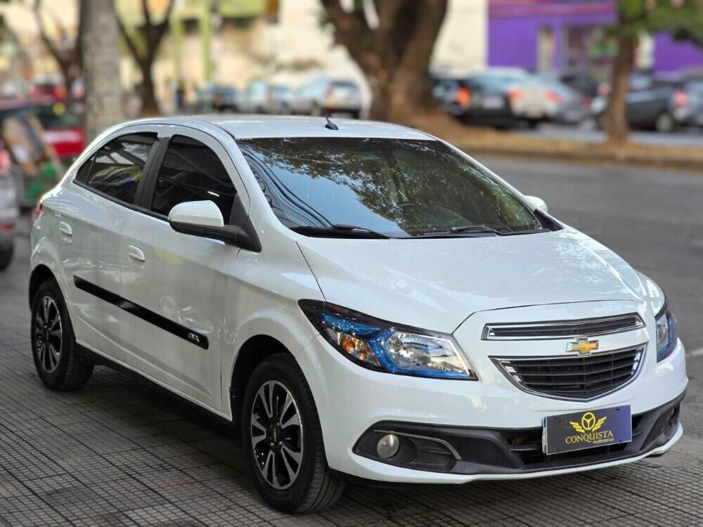 Chevrolet Onix Hatch