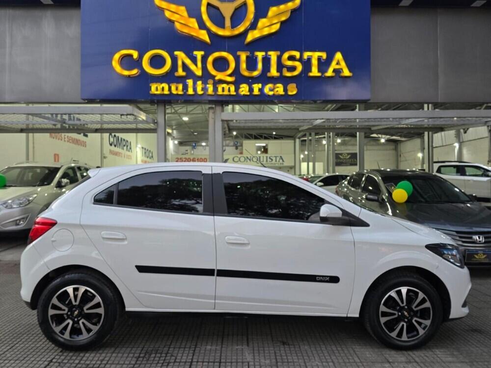 Chevrolet Onix Hatch