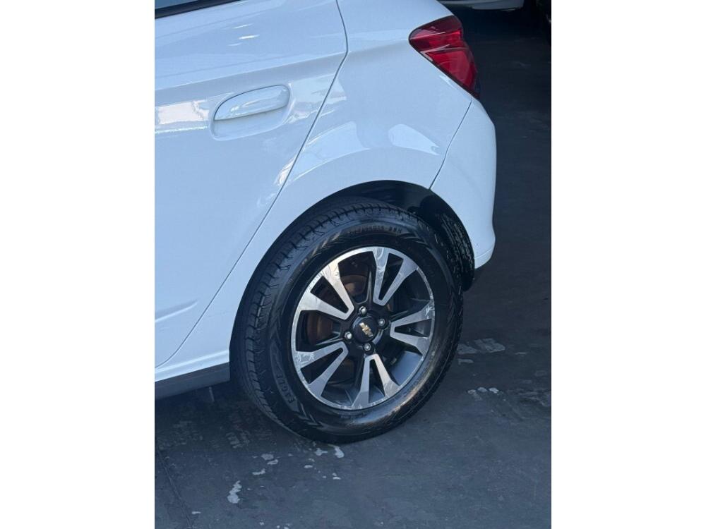 Chevrolet Onix Hatch