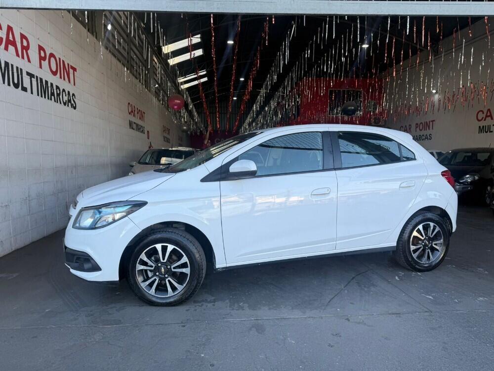 Chevrolet Onix Hatch