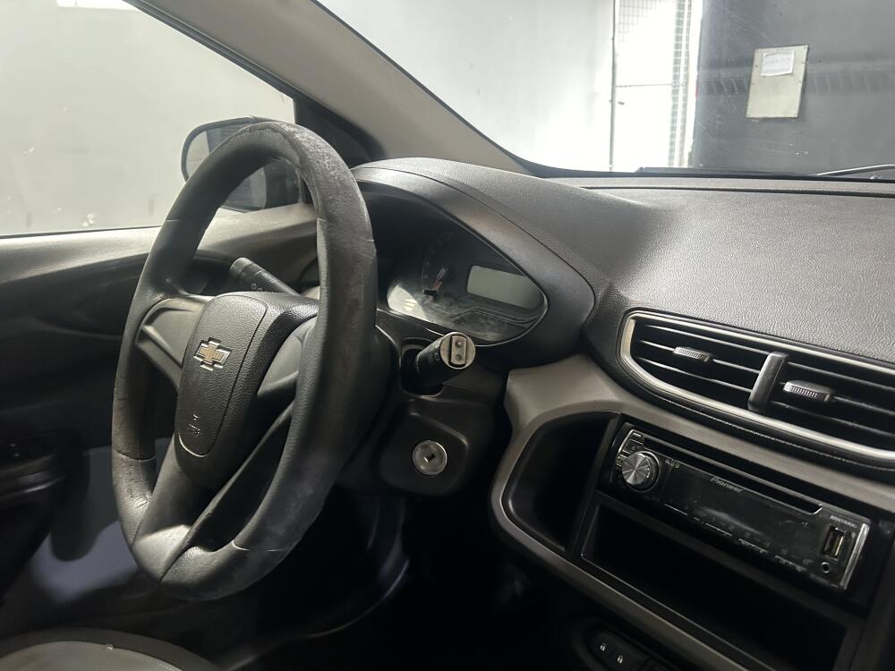 Chevrolet Onix Hatch