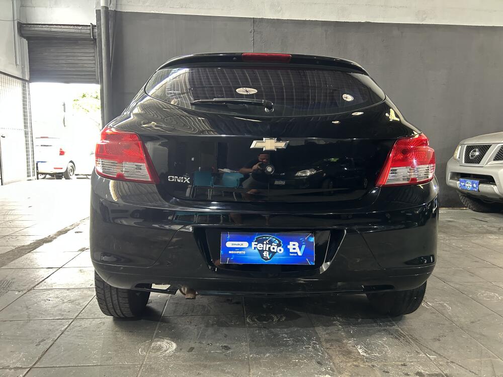 Chevrolet Onix Hatch