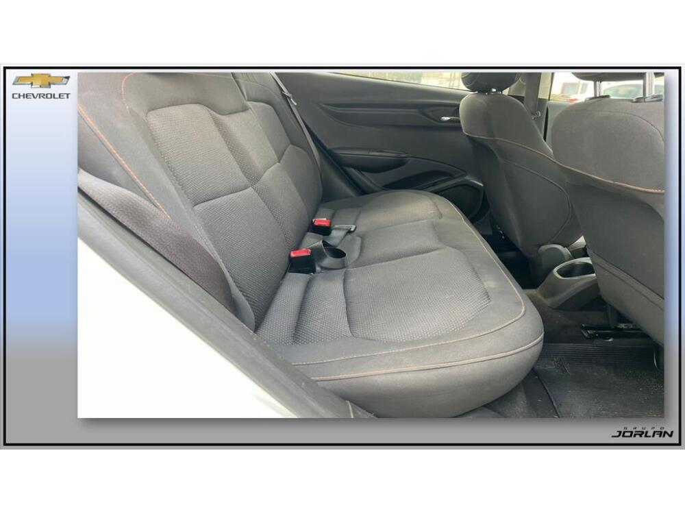 Chevrolet Onix Hatch