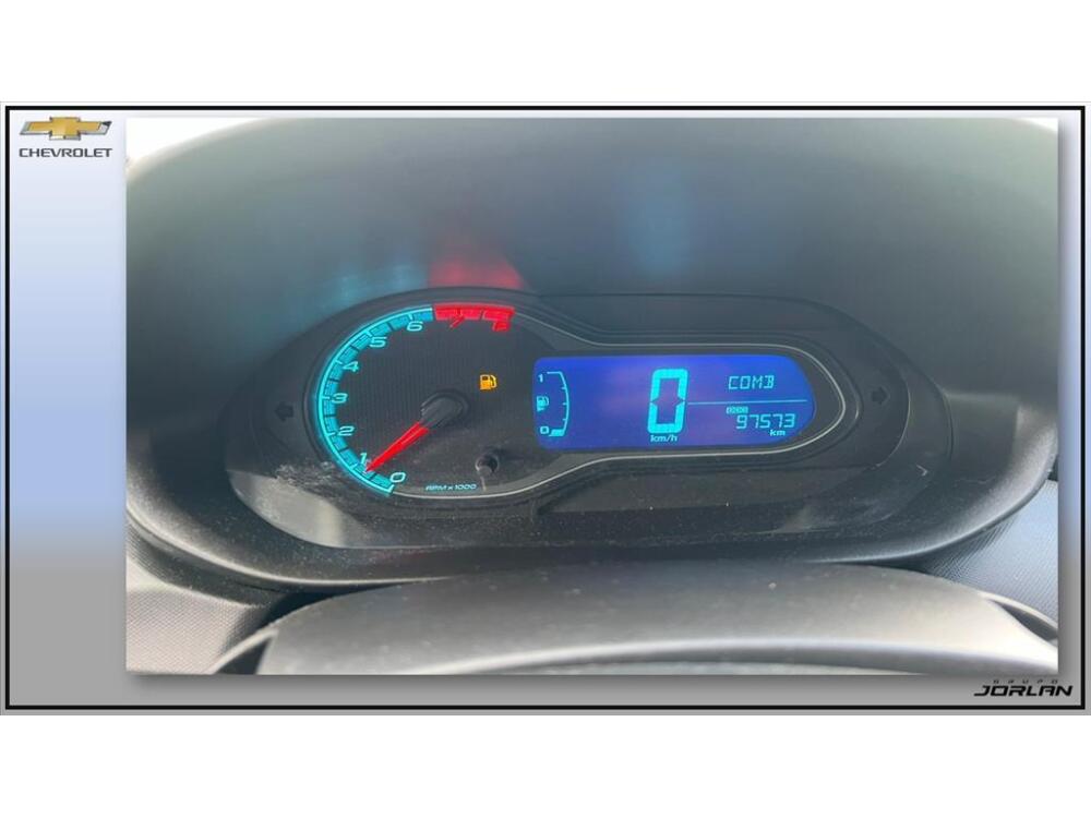 Chevrolet Onix Hatch