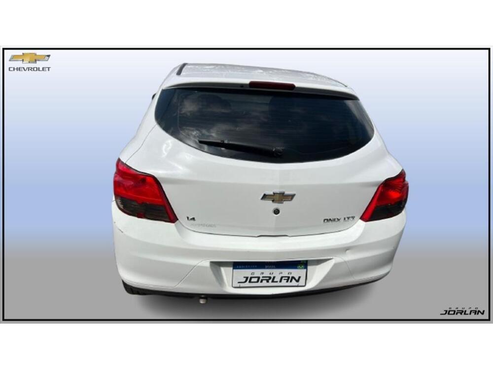 Chevrolet Onix Hatch